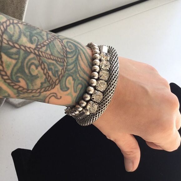 Silver Tone Stackable Bracelets (G1) - Picture 7 of 8